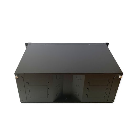 MD-DCS_breakout_panel_19_4U_16x_6_12-port_hinten